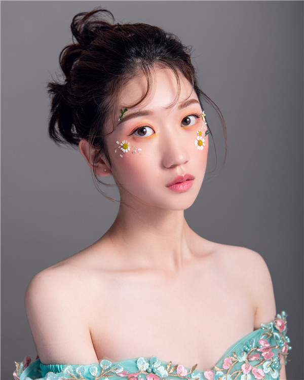 日式小清新妝容！
